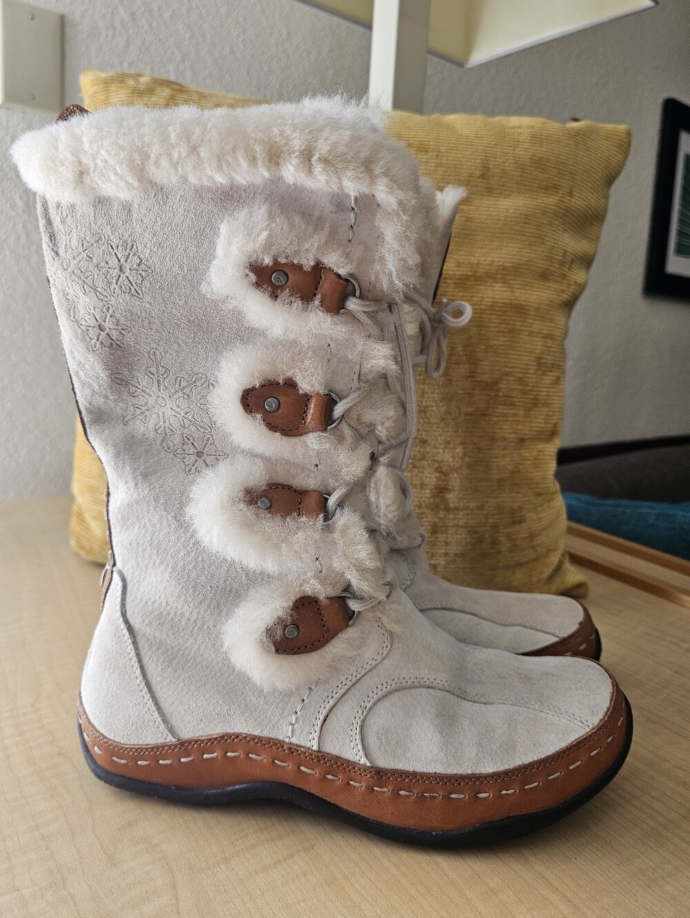 North Face Abby III Boots Size 8